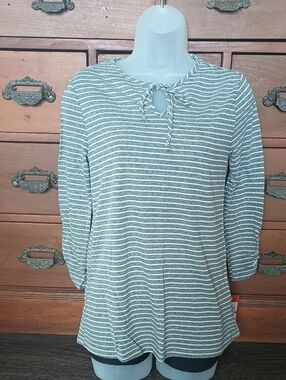 Brand New!! Izod Striped 3/4 Sleeve Top